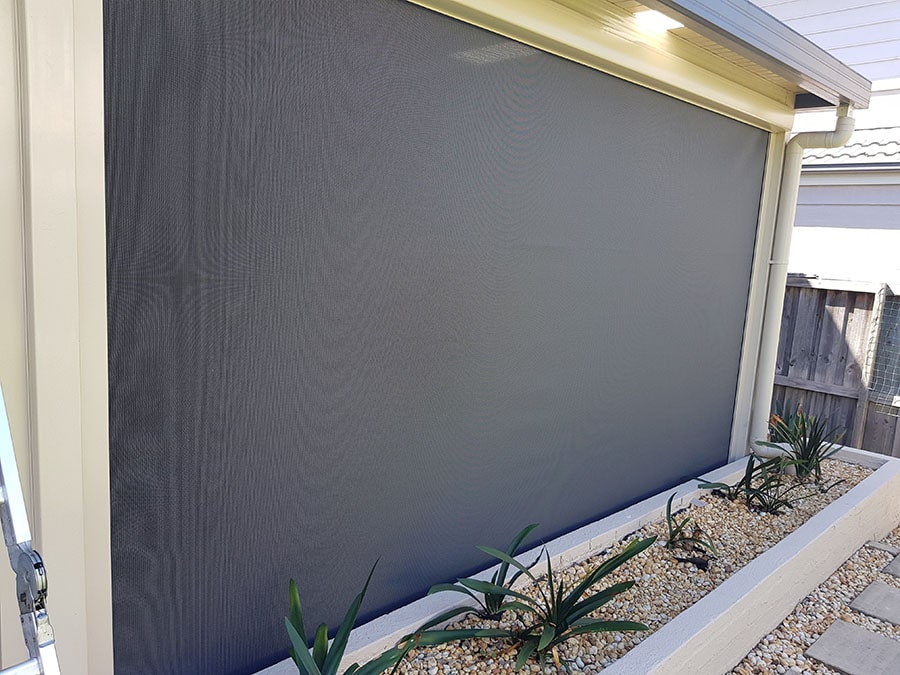 Drop outdoor blinds