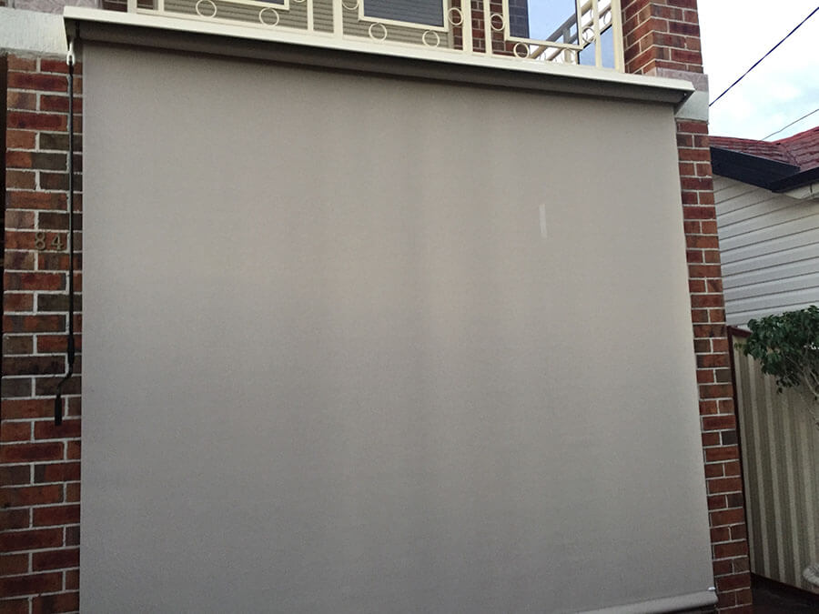 Outdoor blinds