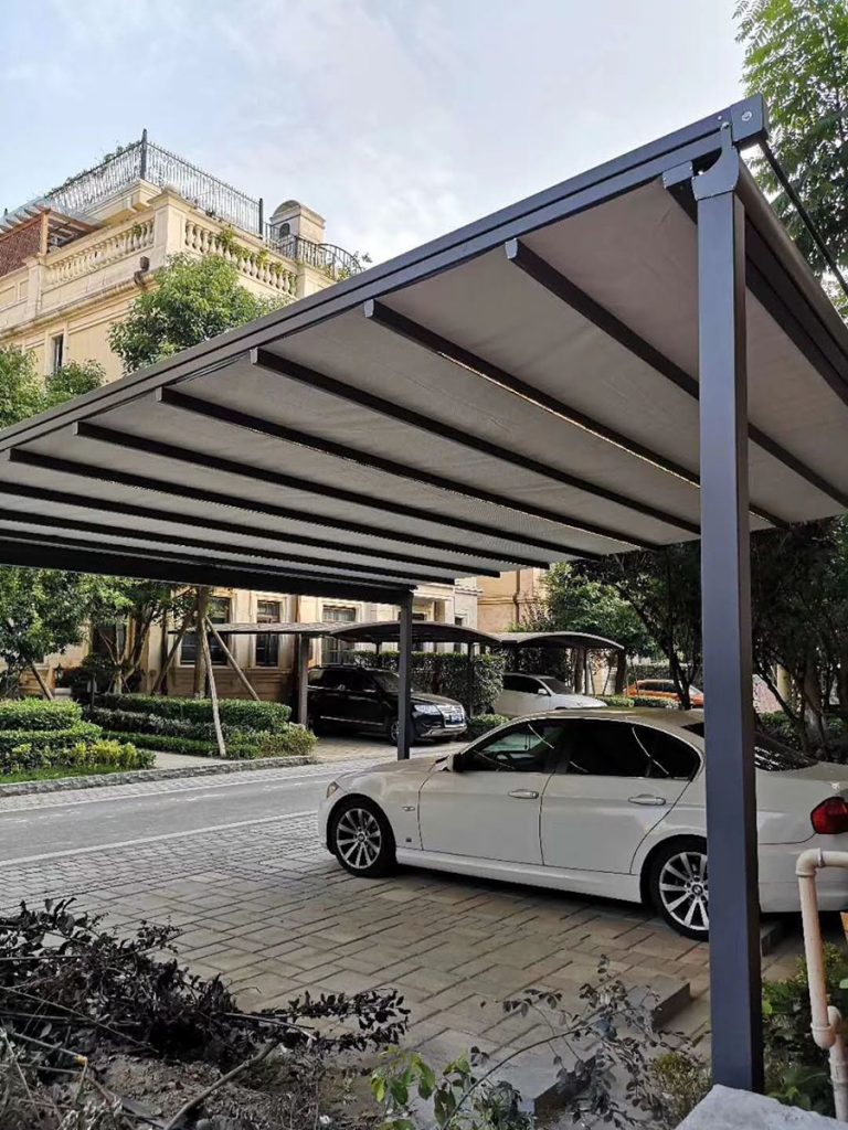 Folding arm awning